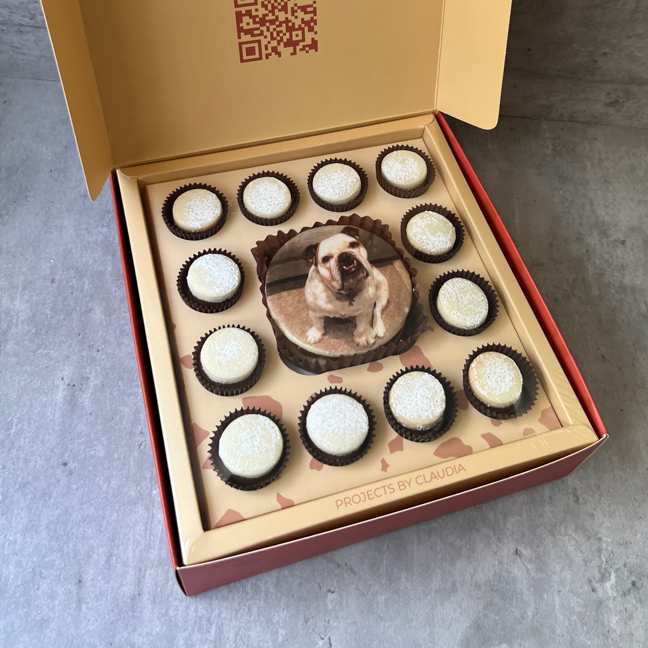 Signature Collection Original Cookie Alfajores + 3” Personalized Cookie Alfajor