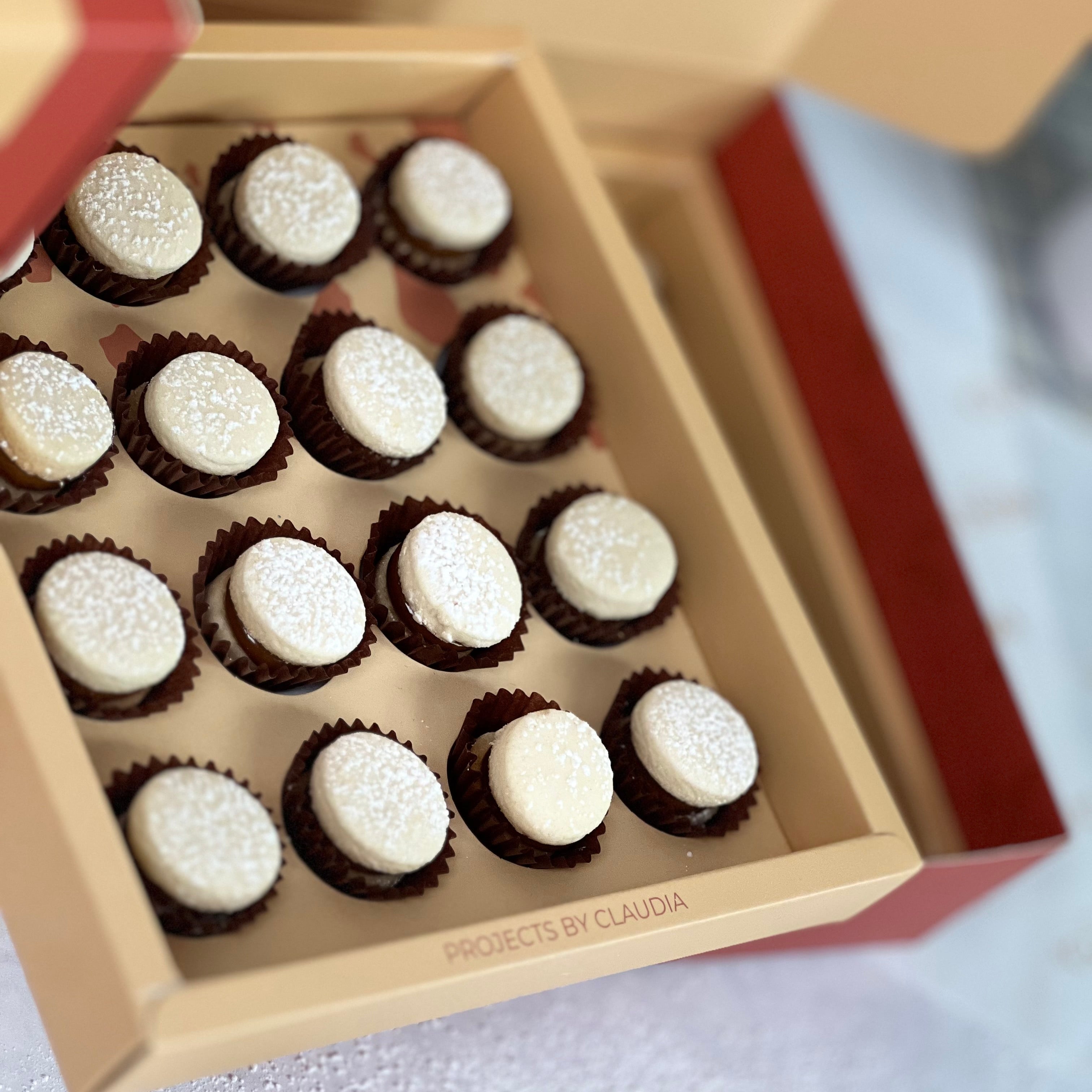 Signature Collection Original Cookie Alfajores